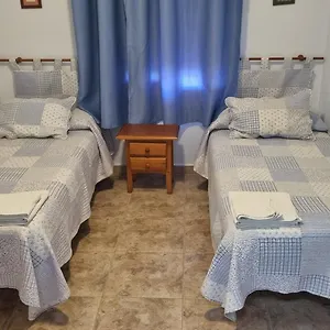  Pensión Caños